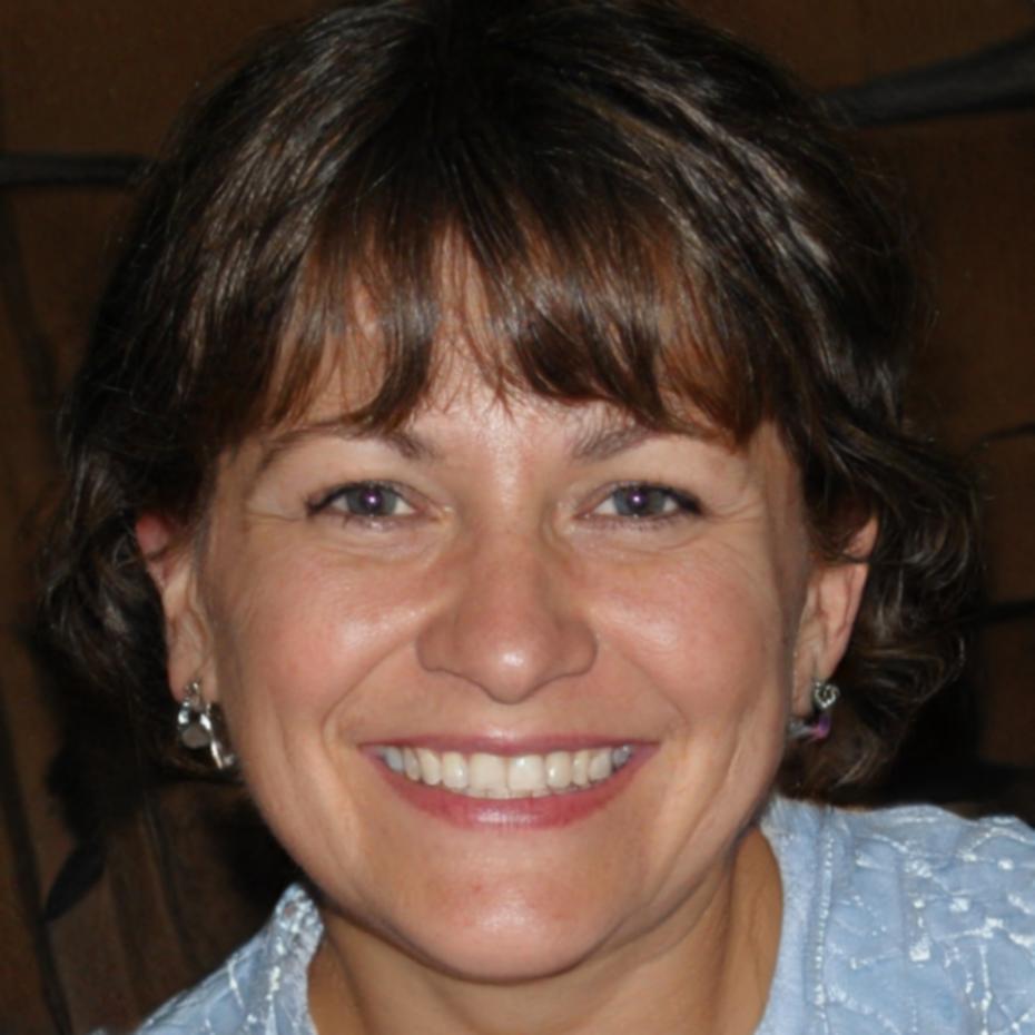 Carmen Ruiz Valdés, Directora de Relaciones con Inversores